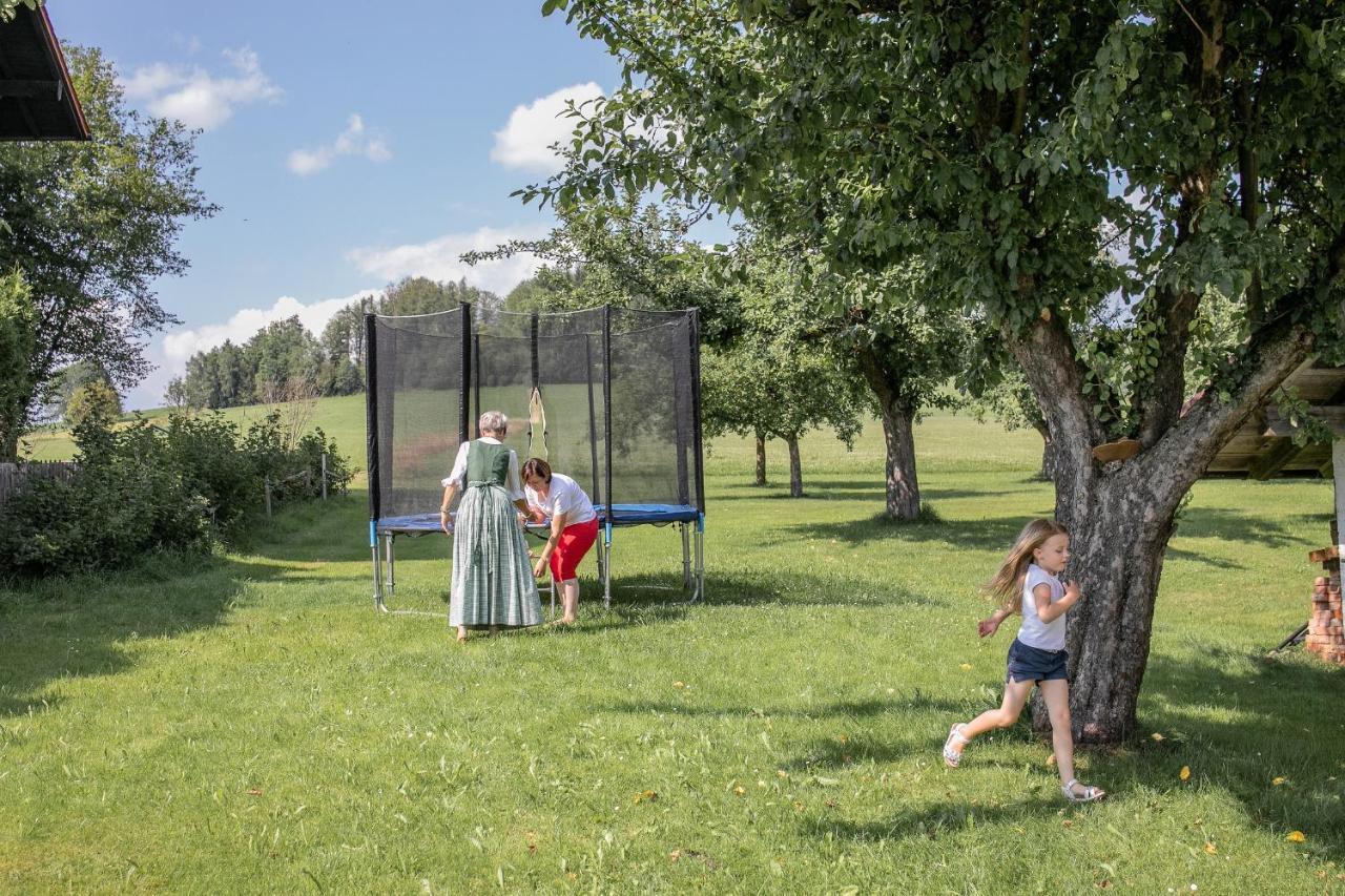 Ferienhof Naderhirn - Bauernhof เวกไชด์ ภายนอก รูปภาพ